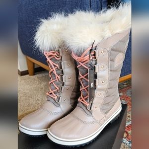 SOREL Tofino II Waterproof Insulated Boots Size 8.5 Omega Taupe, Paradox Pink